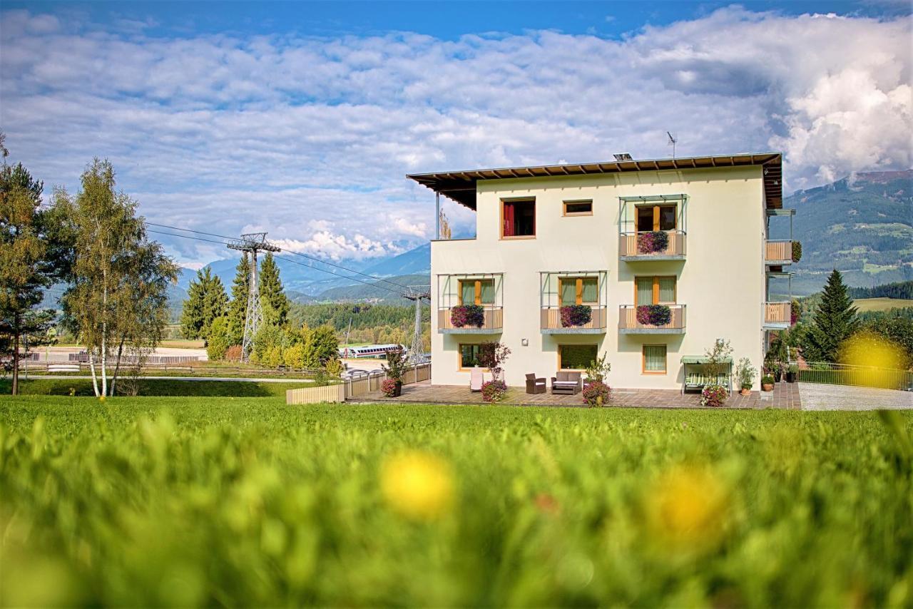 Garni Schorneck Bed & Breakfast Брунико Екстериор снимка